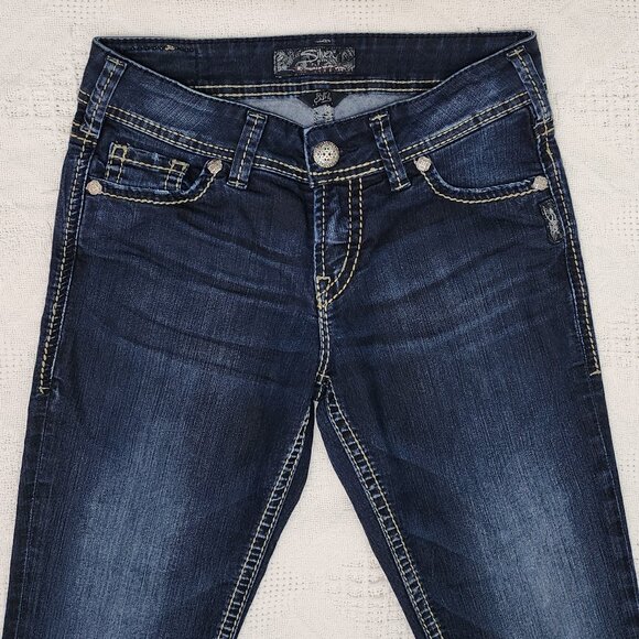 Silver Jeans Suki Capri Blue Jeans - Picture 5 of 7